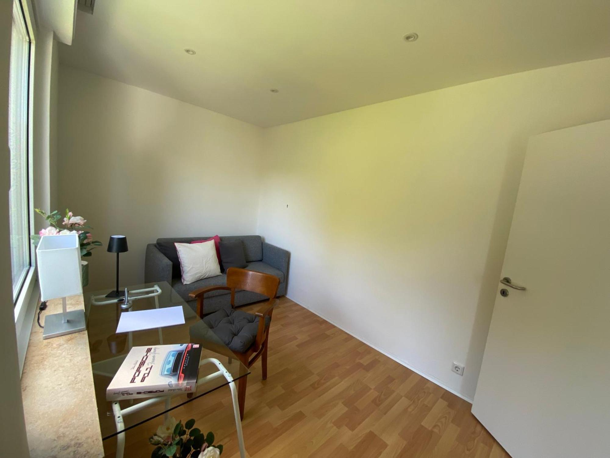 Stilvolle Ferienwohnung Im Zentrum Von 우나 외부 사진